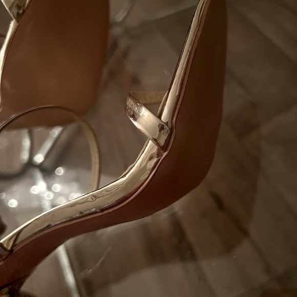 Brand new Azalea Wang gold sandal/ shoe. - Picture 3 of 7